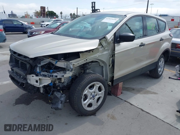 2018 Ford Escape S z VIN 1FMCU0F76JUA99595, wystawiony jako IAAI lot #42369434 z przebiegiem 19 207 mil mil oraz . Historia ofert i sprzedaży dostępna na DreamBid. Obrazek 18.