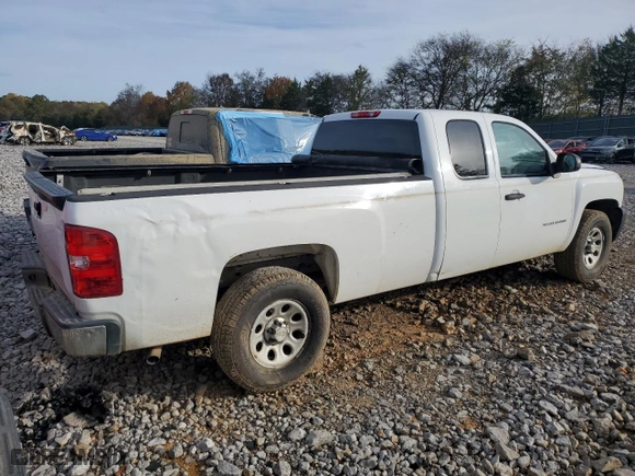 2013 Chevrolet Silverado 1500 Work Truck with VIN 1GCRKPE0XDZ154767, listed as a Copart auction lot 75775924 with 353,559 mi miles and Salvage Title. Bid and sale history available at carsss.com. Image 3.
