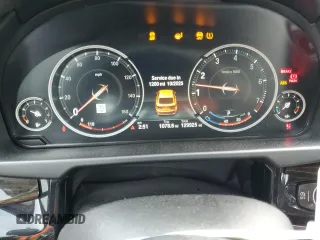 2015 BMW X6 xDrive50i with VIN 5UXKU6C55F0F94151, listed as a Copart auction lot 46826775 with 129,925 mi miles and Salvage Title. Bid and sale history available at carsss.com. Image 9.