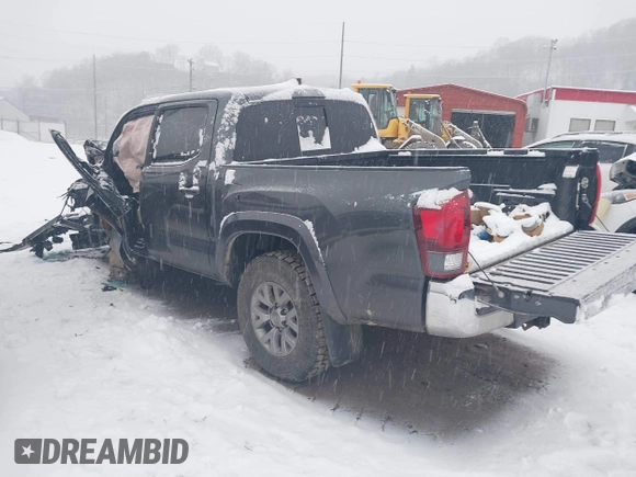 2019 Toyota Tacoma SR z VIN 3TMCZ5AN6KM283675, wystawiony jako IAAI lot #41245232 z przebiegiem 35 337 mil mil oraz . Historia ofert i sprzedaży dostępna na DreamBid. Obrazek 3.