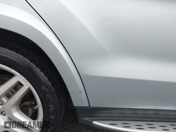 2016 Mercedes-Benz GL with VIN 4JGDF7DE3GA655476, listed as a IAAI auction lot 41710919 with 164,831 mi miles. Bid and sale history available at carsss.com. Image 19.