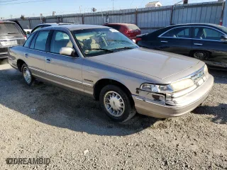 1995 Ford Crown Victoria LX with VIN 2FALP74W7SX106035, listed as a Copart auction lot 81968554 with 64,150 mi miles and Clean Title. Bid and sale history available at carsss.com. Image 4.