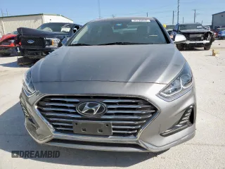 2018 Hyundai Sonata SE with VIN KMHE24L32JA079692, listed as a Copart auction lot 52740095 with 100,320 mi miles and Salvage Title. Bid and sale history available at DreamBid. Image 5.