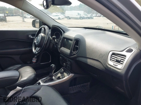2018 Jeep Compass Altitude с VIN 3C4NJDBBXJT313666, выставлен на аукционе IAAI как лот 42112041 с пробегом 163 110 миль миль и . История ставок и продаж доступна на DreamBid. Изображение 5.