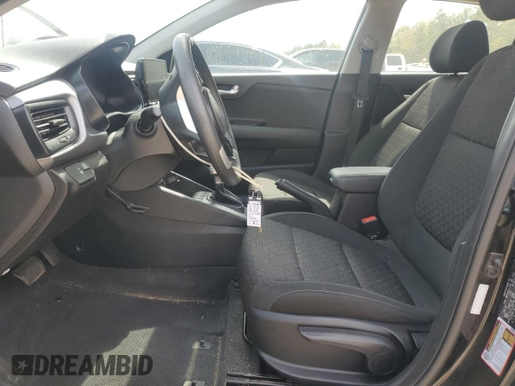 2023 Kia Rio S z VIN 3KPA24AD5PE583058, wystawiony jako Copart lot #48995725 z przebiegiem 35 611 mil mil oraz Szkoda całkowita • Salvage title. Historia ofert i sprzedaży dostępna na DreamBid. Obrazek 7.