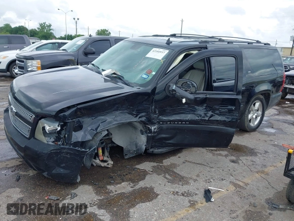 2007 Chevrolet Suburban LT with VIN 1GNFC16097R179358, listed as a IAAI auction lot 42104937 with Not provided miles and . Bid and sale history available at DreamBid. Image 17.