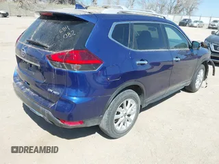 2017 Nissan Rogue S with VIN 5N1AT2MM8HC860870, listed as a IAAI auction lot 41908820 with 1 mi miles. Bid and sale history available at carsss.com. Image 4.
