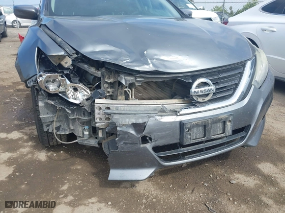 2016 Nissan Altima 2.5 SL with VIN 1N4AL3AP4GC199187, listed as a IAAI auction lot 42050610 with 205,174 mi miles. Bid and sale history available at carsss.com. Image 13.