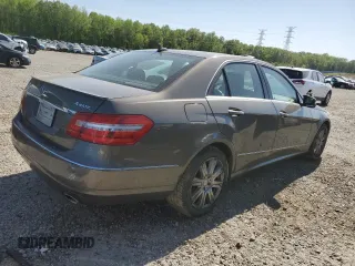 2012 Mercedes-Benz E 350 Luxury with VIN WDDHF8JB8CA532651, listed as a Copart auction lot 53087825 with 226,966 mi miles and Clean Title. Bid and sale history available at DreamBid. Image 3.