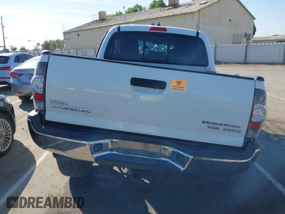 2012 Toyota Tacoma PreRunner z VIN 3TMJU4GN2CM128050, wystawiony jako IAAI lot #42200352 z przebiegiem Nie podano mil oraz . Historia ofert i sprzedaży dostępna na DreamBid. Obrazek 16.