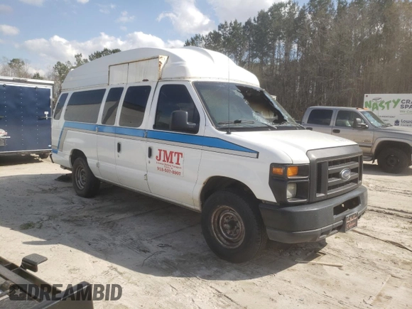 2008 Ford Econoline Cargo Commercial with VIN 1FTNS24WX8DA81510, listed as a Copart auction lot 48191795 with Not Provided miles and Non Repairable. Bid and sale history available at DreamBid. Image 4.