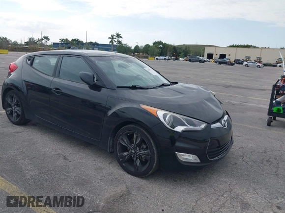 2017 Hyundai Veloster Value Edition with VIN KMHTC6AD9HU317347, listed as a IAAI auction lot 41800746 with 32,550 mi miles. Bid and sale history available at carsss.com. Image 1.