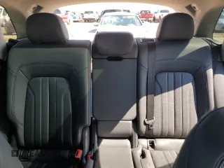 2020 Audi Q5 Premium with VIN WA1ANAFY8L2034800, listed as a Copart auction lot 56283985 with 121,952 mi miles and Salvage title. Bid and sale history available at DreamBid. Image 10.