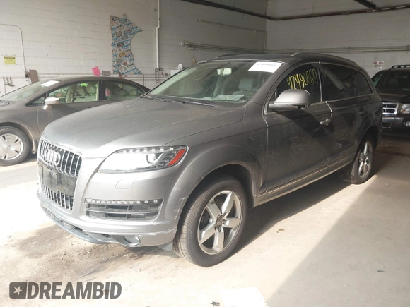 2015 Audi Q7 Premium Plus с VIN WA1LGAFE9FD025864, выставлен на аукционе IAAI как лот 42490868 с пробегом 67 739 миль миль и . История ставок и продаж доступна на DreamBid. Изображение 17.