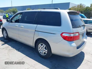 2005 Honda Odyssey EX-L with VIN 5FNRL38725B113815, listed as a IAAI auction lot 42754724 with 179,214 mi miles and . Bid and sale history available at DreamBid. Image 3.