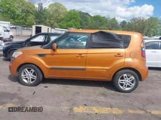 2011 Kia Soul + with VIN KNDJT2A25B7204987, listed as a IAAI auction lot 42011173 with Not Provided miles and . Bid and sale history available at DreamBid. Image 14.