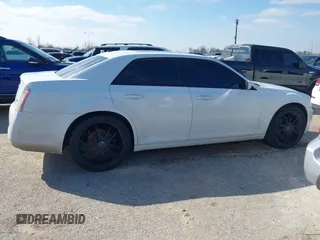 2014 Chrysler 300 with VIN 2C3CCAGG1EH375447, listed as a IAAI auction lot 41604083 with 180,286 mi miles. Bid and sale history available at carsss.com. Image 13.