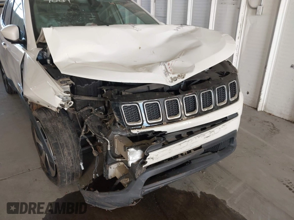 2019 Jeep Compass Latitude with VIN 3C4NJCBB9KT654889, listed as a IAAI auction lot 41406193 with 151,958 mi miles and . Bid and sale history available at DreamBid. Image 6.