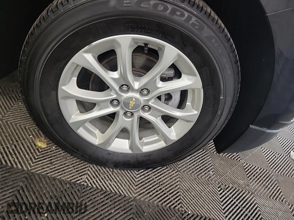 2019 Chevrolet Equinox LT с VIN 2GNAXTEV7K6174218, выставлен на аукционе IAAI как лот 42547952 с пробегом 86 782 миль миль и . История ставок и продаж доступна на DreamBid. Изображение 33.