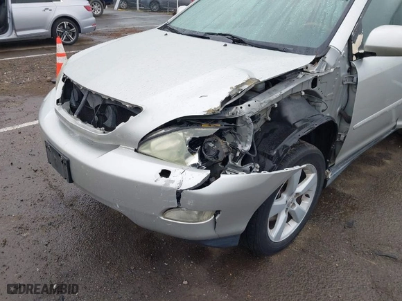 2004 Lexus RX 330 with VIN JTJHA31U440047313, listed as a IAAI auction lot 41892936 with 196,246 mi miles. Bid and sale history available at carsss.com. Image 6.