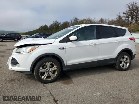 2015 Ford Escape SE with VIN 1FMCU9GX5FUB32807, listed as a Copart auction lot 77931094 with 111,212 mi miles and Non Repairable. Bid and sale history available at carsss.com. Image 1.