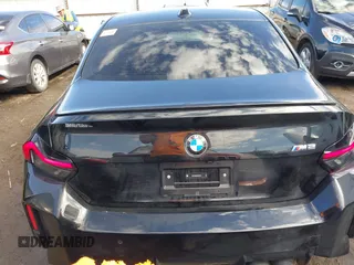 2024 BMW M2 z VIN 3MF13DM09R8E89933, wystawiony jako IAAI lot #41585250 z przebiegiem 15 462 mil mil oraz . Historia ofert i sprzedaży dostępna na DreamBid. Obrazek 17.
