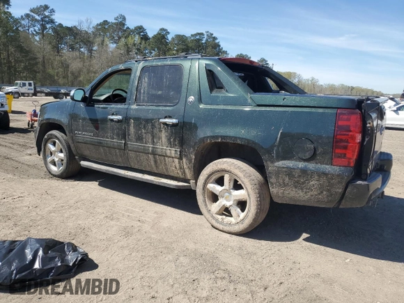 2013 Chevrolet Avalanche LT with VIN 3GNMCFE09DG203076, listed as a Copart auction lot 49719845 with 169,564 mi miles and Salvage Title. Bid and sale history available at DreamBid. Image 2.