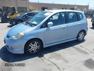 2008 Honda Fit Sport z VIN JHMGD38668S014187, wystawiony jako IAAI lot #42402304 z przebiegiem 161 106 mil mil oraz . Historia ofert i sprzedaży dostępna na DreamBid. Obrazek 2.
