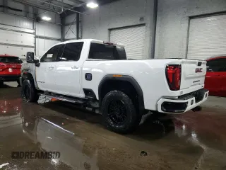 2020 GMC Sierra 3500HD AT4 z VIN 1GT49VEY9LF268615, wystawiony jako Copart lot #83497714 z przebiegiem Nie podano mil oraz Nie do naprawy. Historia ofert i sprzedaży dostępna na DreamBid. Obrazek 2.