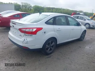 2014 Ford Focus SE with VIN 1FADP3F29EL353274, listed as a IAAI auction lot 42114579 with 140,937 mi miles and . Bid and sale history available at carsss.com. Image 4.
