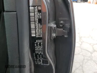 2020 Jeep Renegade Latitude z VIN ZACNJBBB1LPL03636, wystawiony jako Copart lot #55380425 z przebiegiem 68 858 mil mil oraz Szkoda całkowita • Salvage title. Historia ofert i sprzedaży dostępna na DreamBid. Obrazek 13.