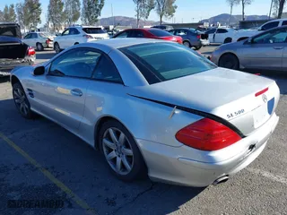 2003 Mercedes-Benz SL-Class with VIN WDBSK75F33F042414, listed as a IAAI auction lot 41260298 with 46,125 mi miles. Bid and sale history available at carsss.com. Image 3.