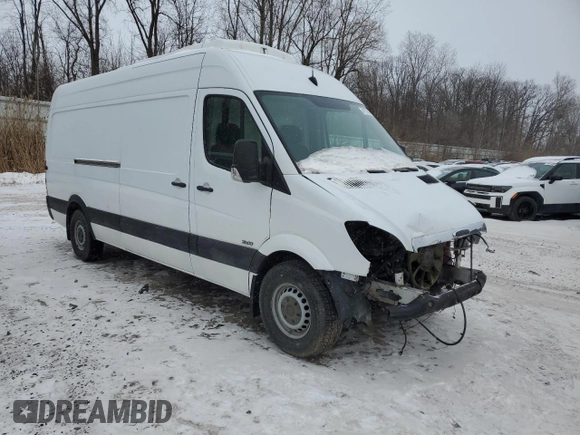 2013 Freightliner Sprinter with VIN WDYPE8CC2D5732647, listed as a Copart auction lot 41772065 with 182,720 mi miles and Clean Title. Bid and sale history available at DreamBid. Image 4.