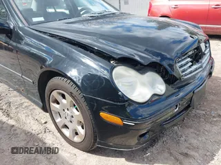 2006 Mercedes-Benz C 280 Luxury with VIN WDBRF92H06F772788, listed as a IAAI auction lot 41841034 with 167,479 mi miles and . Bid and sale history available at DreamBid. Image 14.