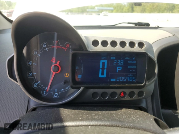 2013 Chevrolet Sonic LS with VIN 1G1JA6SH7D4120201, listed as a Copart auction lot 53231295 with 205,985 mi miles and Salvage title. Bid and sale history available at DreamBid. Image 9.