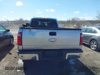 2012 Ford F-250 XL with VIN 1FT7X2BT5CEB37441, listed as a IAAI auction lot 41868298 with 388,364 mi miles and . Bid and sale history available at DreamBid. Image 17.