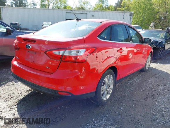 2012 Ford Focus SEL with VIN 1FAHP3H28CL142367, listed as a IAAI auction lot 41991603 with 223,944 mi miles. Bid and sale history available at carsss.com. Image 4.