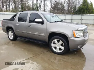 2008 Chevrolet Avalanche LTZ with VIN 3GNFK123X8G299738, listed as a Copart auction lot 50329585 with 212,632 mi miles and Clean Title. Bid and sale history available at DreamBid. Image 4.