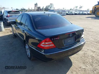 2007 Mercedes-Benz C with VIN WDBRF54J07F839688, listed as a IAAI auction lot 42157558 with 138,518 mi miles and . Bid and sale history available at DreamBid. Image 3.