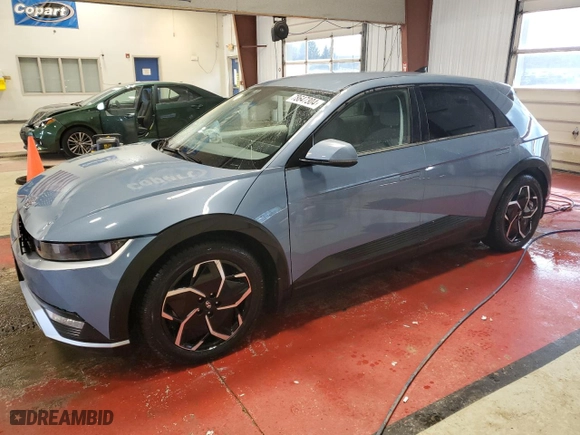 2022 Hyundai IONIQ 5 SE with VIN KM8KMDAF2NU084566, listed as a Copart auction lot 78647304 with 42,917 mi miles and Salvage Title. Bid and sale history available at carsss.com. Image 1.