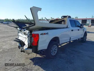 2020 Ford F-250 XL с VIN 1FT7W2BT3LEC85719, выставлен на аукционе IAAI как лот 42260750 с пробегом 164 815 миль миль и . История ставок и продаж доступна на DreamBid. Изображение 4.