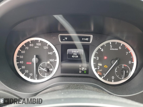 2018 Infiniti QX30 ESSENTIAL with VIN SJKCH5CP2JA047793, listed as a Copart auction lot 49071454 with 43,124 mi miles. Bid and sale history available at carsss.com. Image 9.
