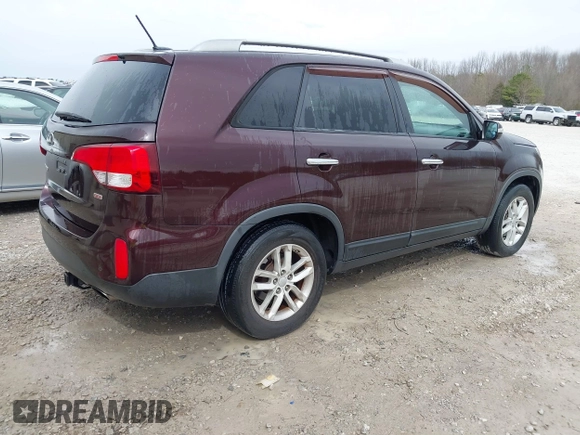 2015 Kia Sorento LX with VIN 5XYKT4A77FG587237, listed as a IAAI auction lot 41748791 with 214,454 mi miles. Bid and sale history available at carsss.com. Image 4.