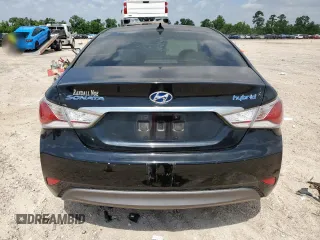 2012 Hyundai Sonata Hybrid z VIN KMHEC4A45CA056676, wystawiony jako Copart lot #59771345 z przebiegiem 200 353 mil mil oraz Czysty tytuł • Clean title. Historia ofert i sprzedaży dostępna na DreamBid. Obrazek 6.