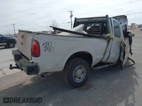 2014 Ford F-250 XL z VIN 1FT7X2B69EEB65286, wystawiony jako IAAI lot #41606147 z przebiegiem Nie podano mil oraz . Historia ofert i sprzedaży dostępna na DreamBid. Obrazek 4.