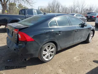 2012 Volvo S60 T5 с VIN YV1622FS1C2086107, выставлен на аукционе IAAI как лот 41844844 с пробегом 194 042 миль миль и . История ставок и продаж доступна на DreamBid. Изображение 4.