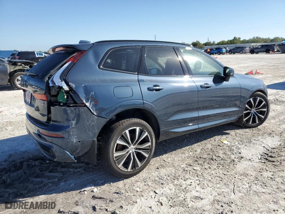 2025 Volvo XC60 Plus with VIN YV4M12RC4S1012704, listed as a Copart auction lot 48241835 with 4,893 mi miles and Salvage Title. Bid and sale history available at carsss.com. Image 3.