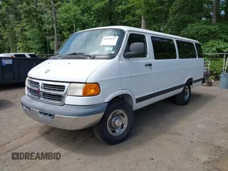 2001 Dodge Passenger z VIN 2B5WB35Z51K510978, wystawiony jako IAAI lot #42319147 z przebiegiem 53 562 mil mil oraz . Historia ofert i sprzedaży dostępna na DreamBid. Obrazek 2.