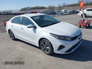 2024 Kia Forte LX with VIN 3KPF24AD5RE750446, listed as a IAAI auction lot 42024978 with 20,263 mi miles. Bid and sale history available at carsss.com. Image 1.