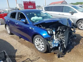 2018 Kia Optima S z VIN 5XXGT4L35JG252815, wystawiony jako IAAI lot #42578597 z przebiegiem 115 251 mil mil oraz . Historia ofert i sprzedaży dostępna na DreamBid. Obrazek 1.